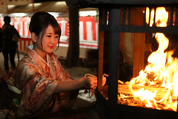 Super Popular Love Shrine - Kyoto Yasaka Shrine